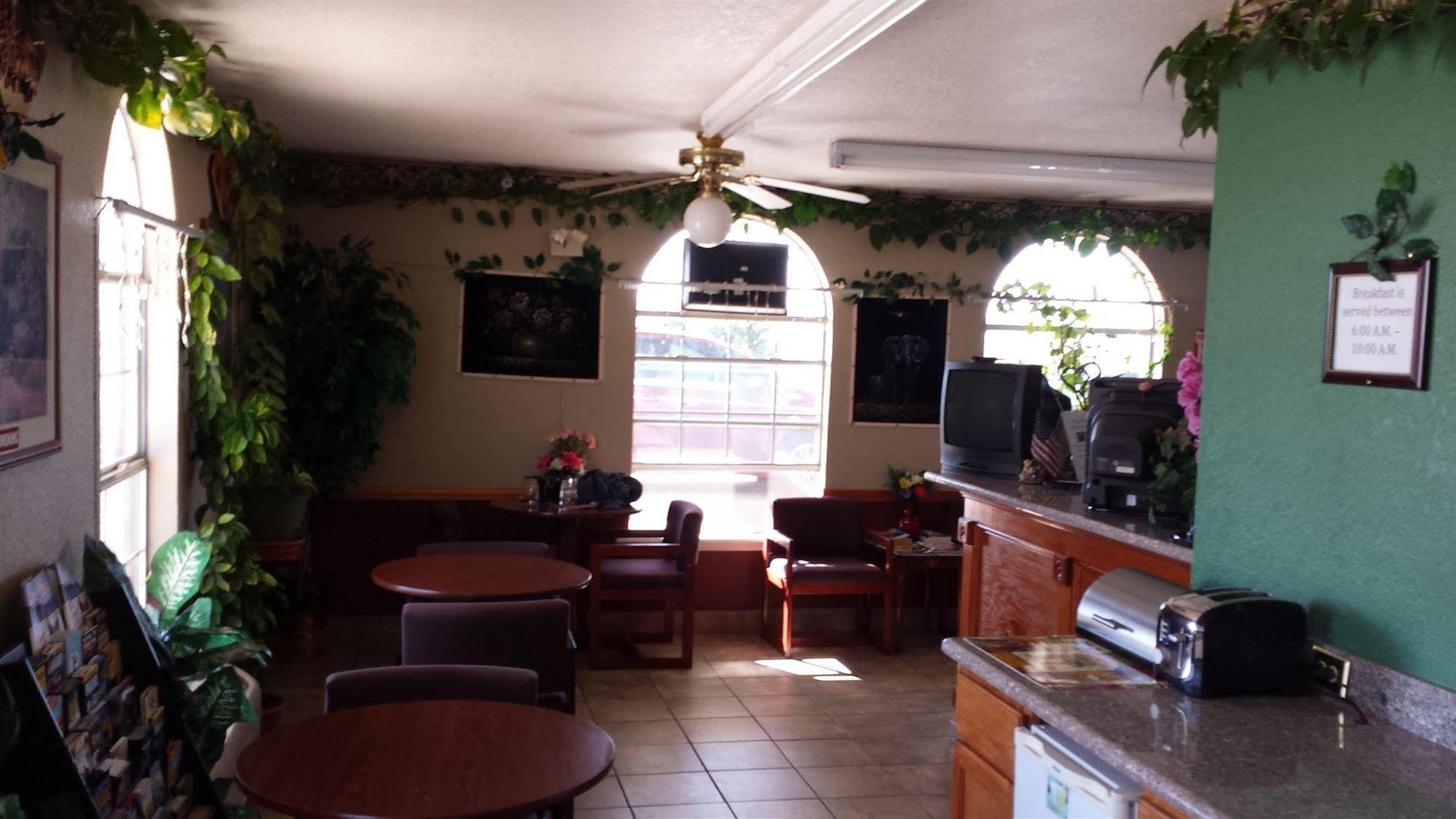 Green Country Inn Henryetta Dış mekan fotoğraf