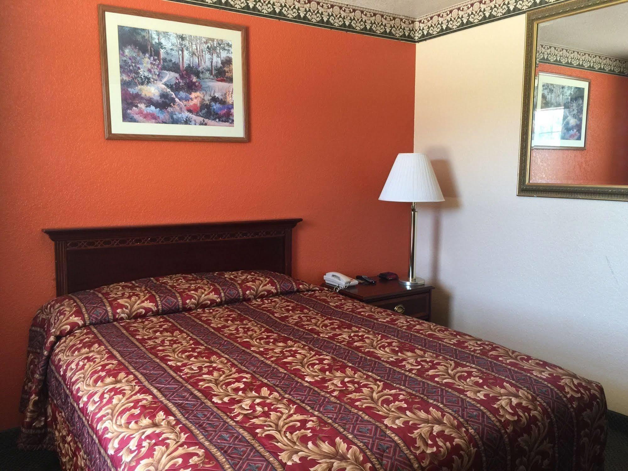 Green Country Inn Henryetta Dış mekan fotoğraf