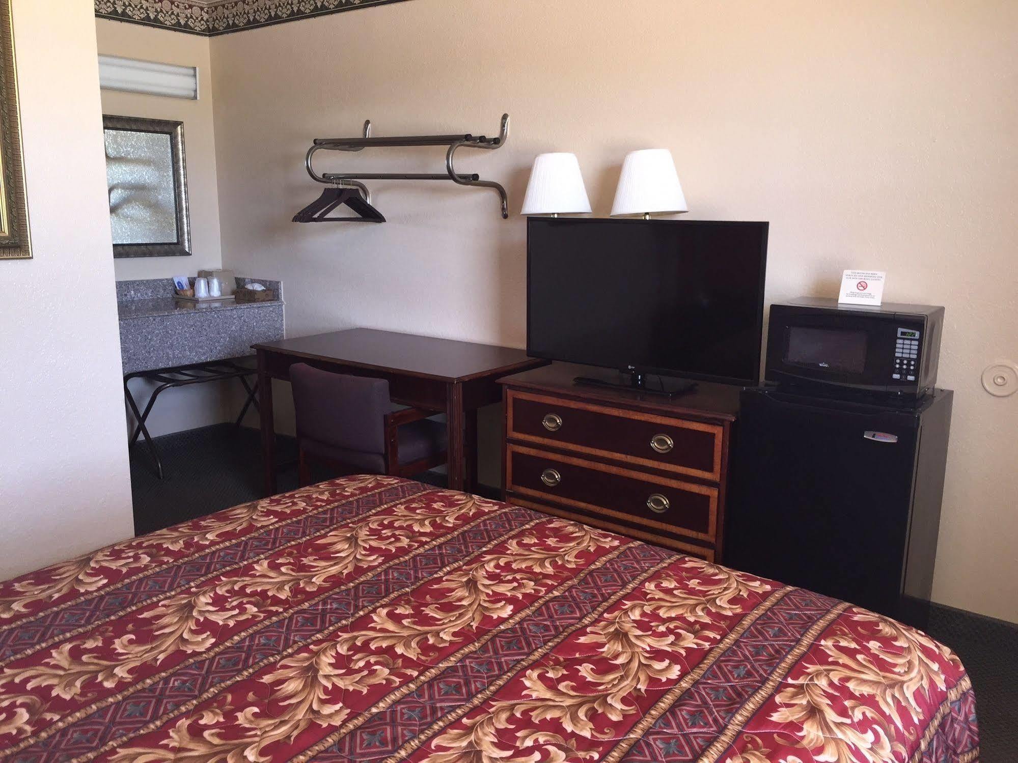 Green Country Inn Henryetta Dış mekan fotoğraf