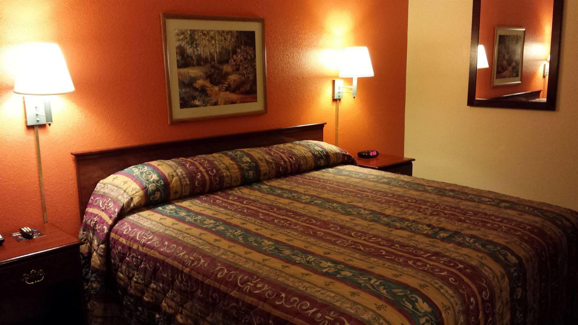 Green Country Inn Henryetta Dış mekan fotoğraf